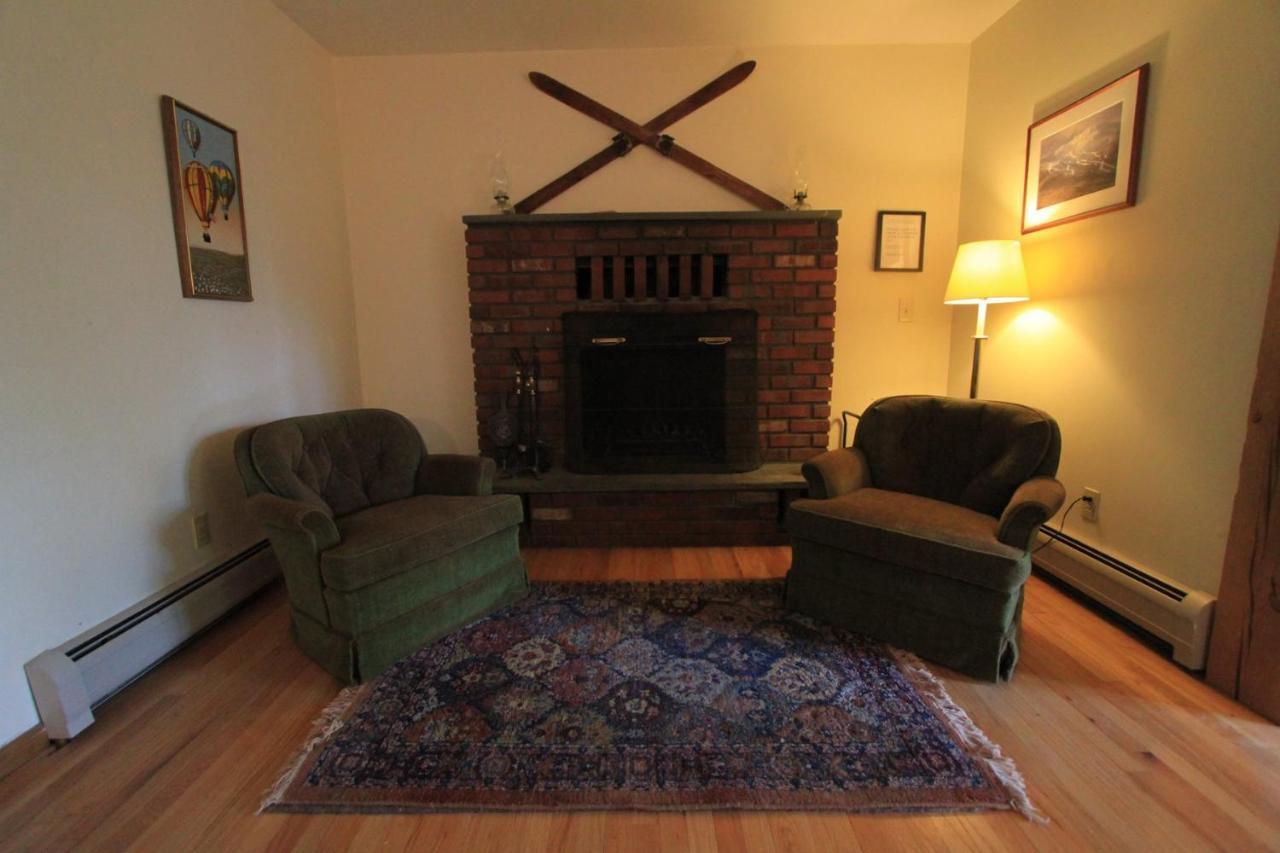 Quaint Stowe Cabin Exterior foto